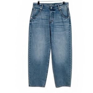 Daily blue women’s jeans barrel leg blue jeans size 27 high rise wide baggy